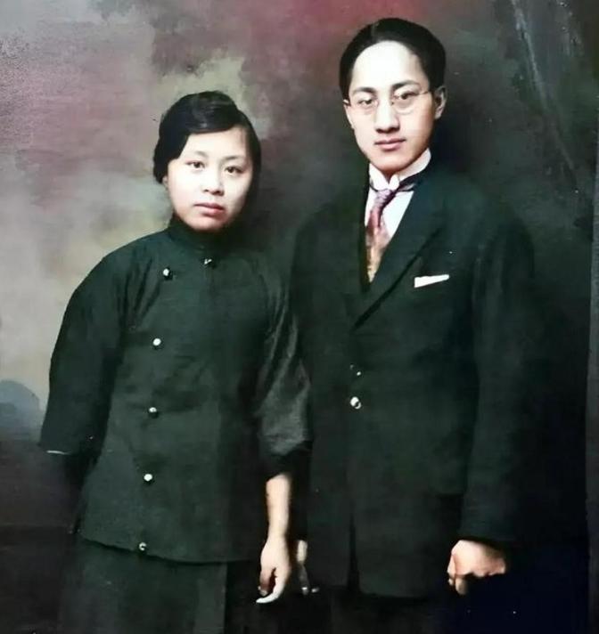 徐志摩不喜欢妻子,这个从新婚夜就叫她 “乡下土包子” 的男人，明明满心厌恶为何徐