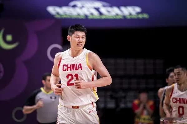 亚洲杯，中国男篮淘汰韩国，时隔十年重返四强，此役胡金秋砍下全场最高的23分，11