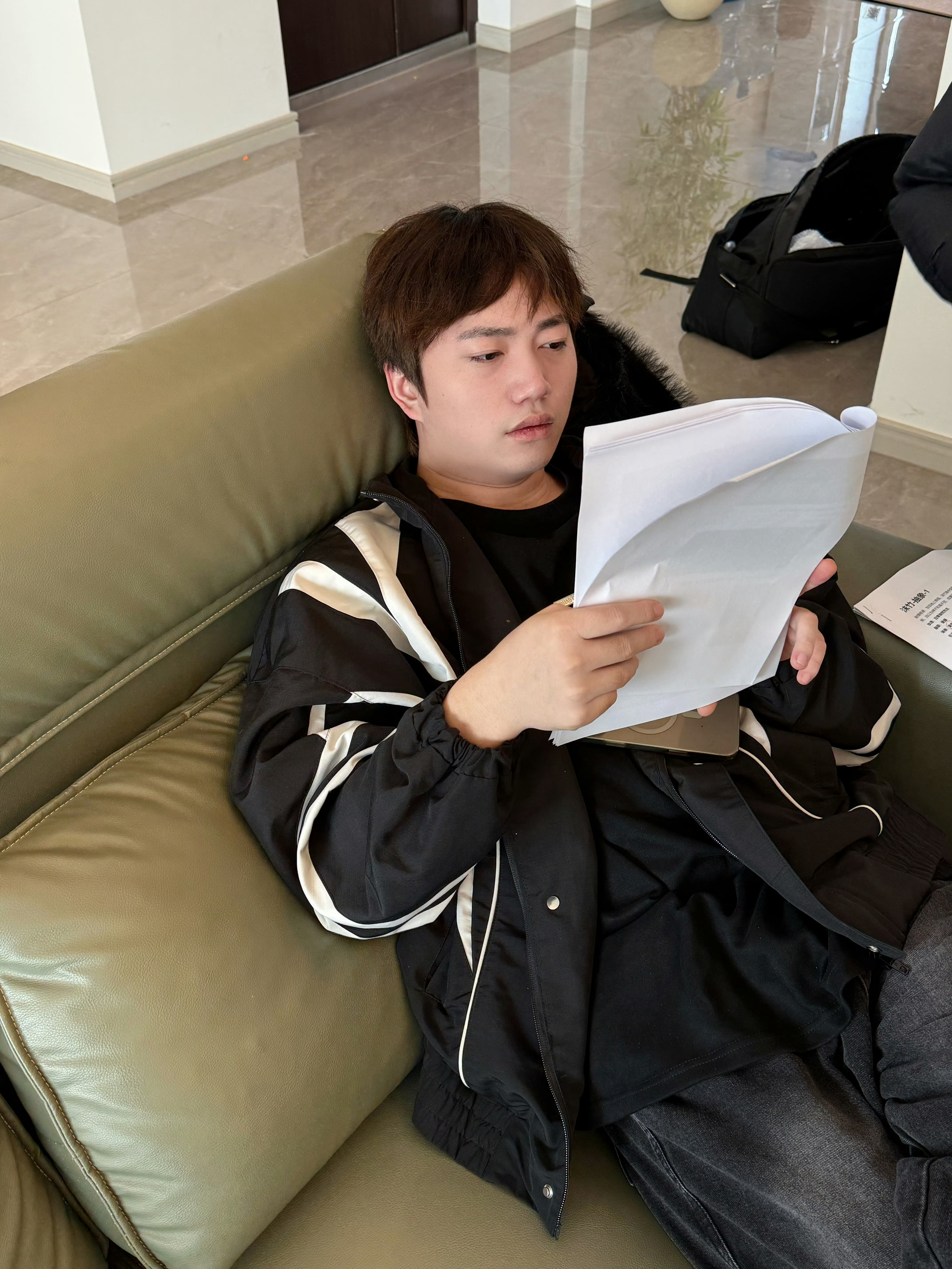 这个mz怎么感觉已经要困了 