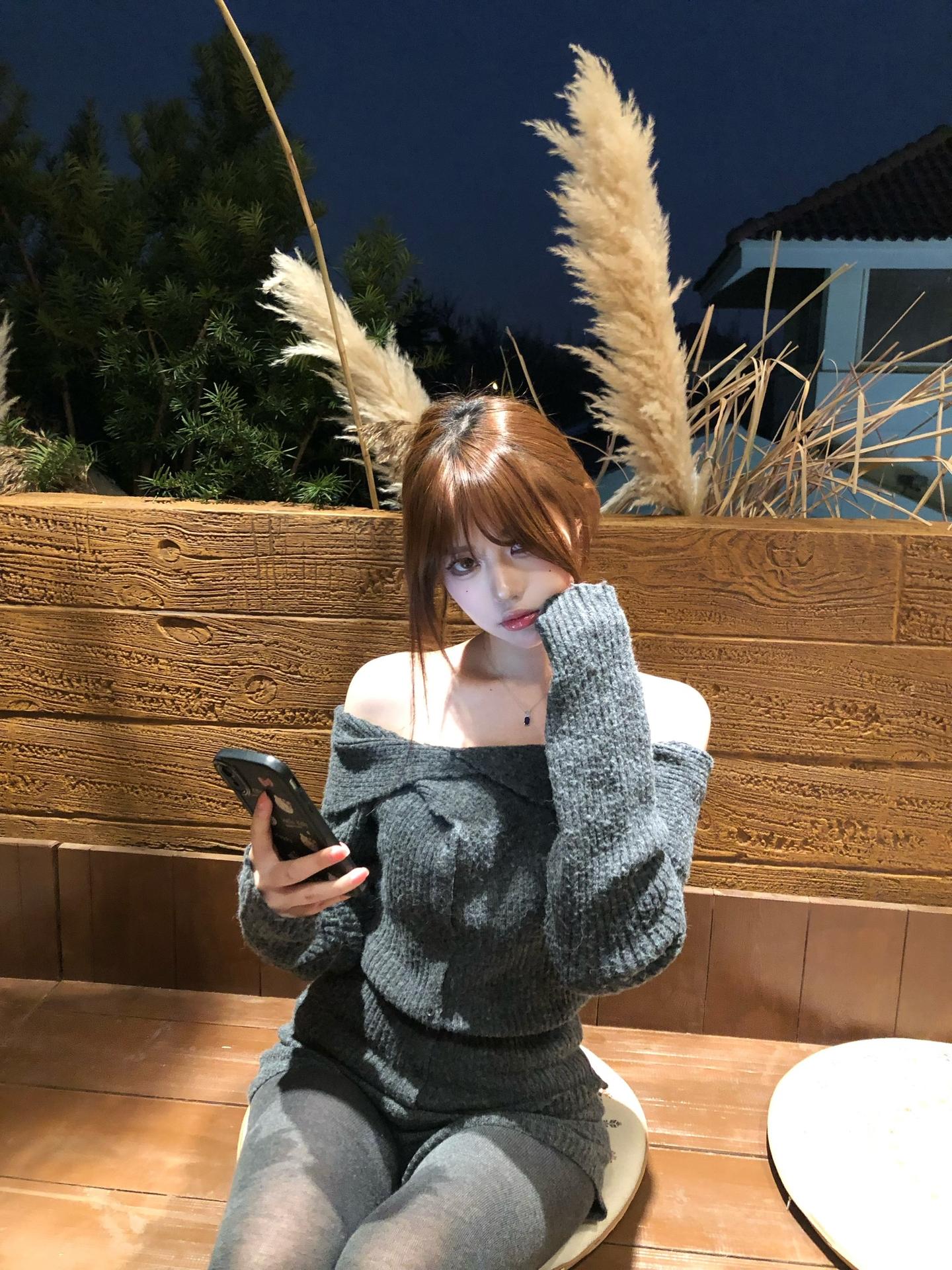 不要在我还没把心完全交付给你之前就弄碎它