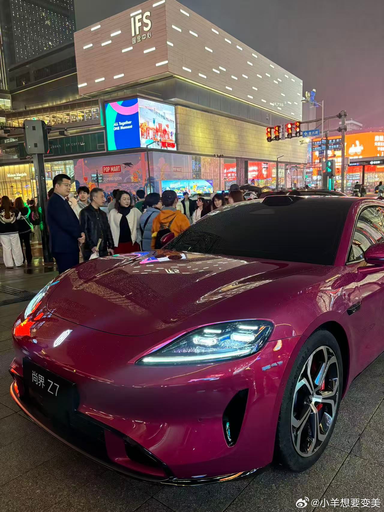 3月23日，尚界Z7/Z7T双车同步开启预订，预售价22.98万起，3小时订单即