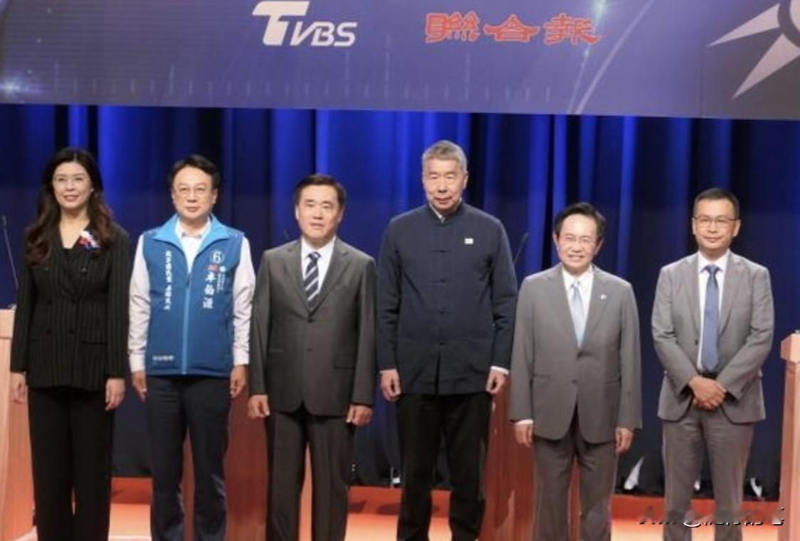 感觉张亚中是在破釜沉舟就此一博了，在辩论中对郝龙斌、郑丽文与罗志强的批评，其实不