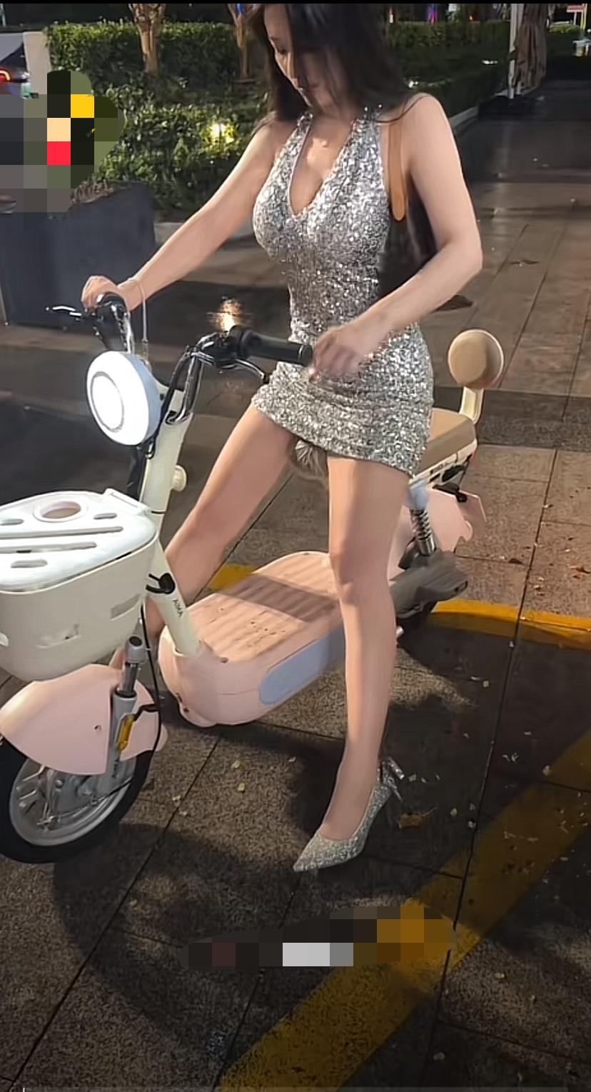 哎哟我，这身材打几分美女确实很聪明 身材气质绝了