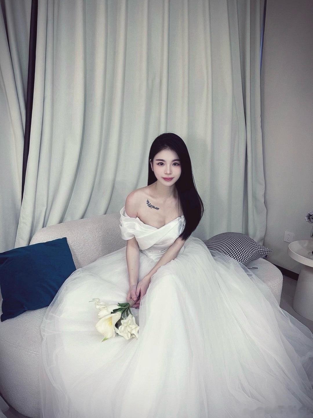 每个女孩都有一个婚纱梦 东莞·妤你礼服馆