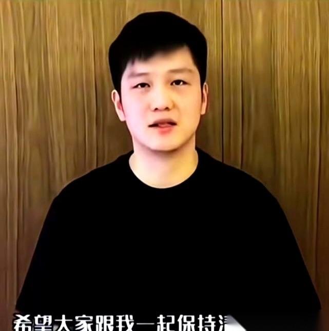 我算是彻底明白樊振东那句“希望大家跟我一起保持清醒的头脑”，分量有多重了。
网上