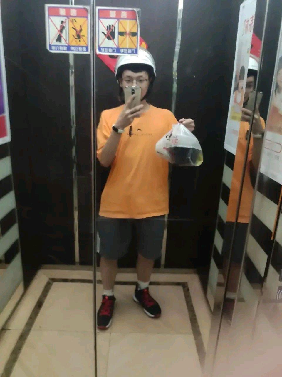 这浙江学生暑假跑外卖三天倒亏700元，真是让人惊掉下巴。现在很多学生暑假想打工赚