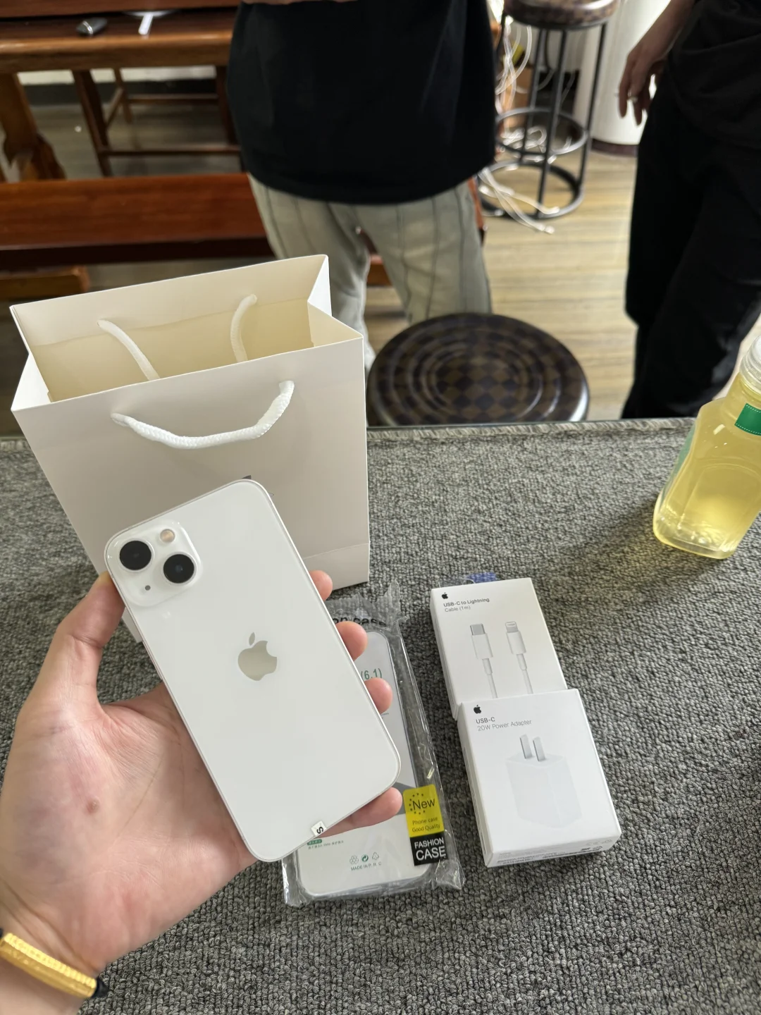 工业学校粉丝到店⚡️拿下苹果13白色256G靓机