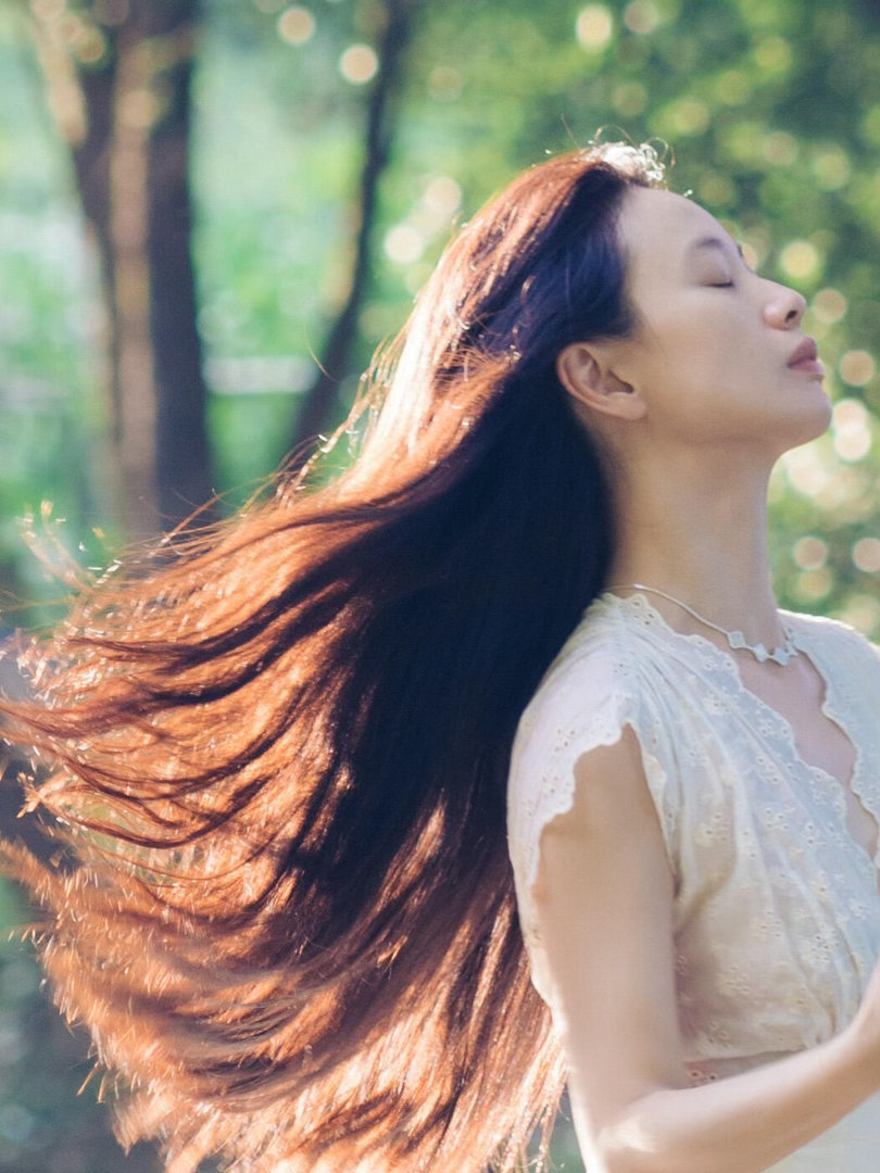 李梦早期居然是文艺小白花蜜语纪回看李梦早年的影视造型与红毯镜头，整体气质清冷又温