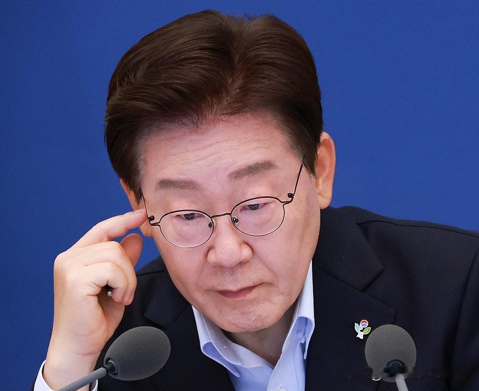 7月24日，韩国民调机构盖洛普发布最新民调数据，李在明施政支持率呈现连续三周小幅