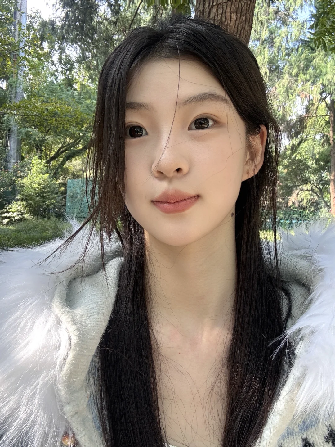 淡淡的，谁化谁美