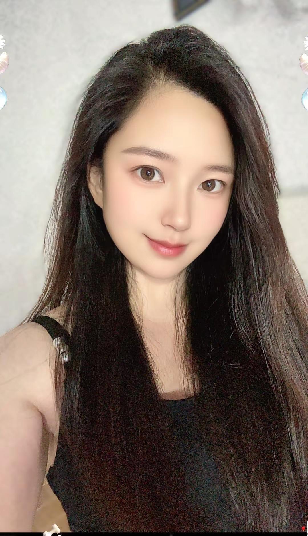 明天七夕，那就祝走散的人再也不相逢，相逢的人再也不走散，以前总以为，人生最美好的