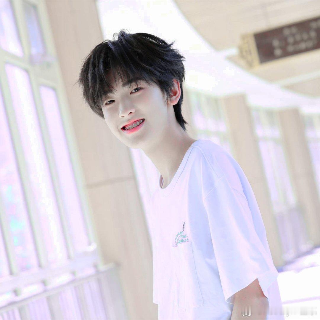左奇函 zqh左奇函 四代首位rap作词人 zqh左奇函 四代第一rap担 “你