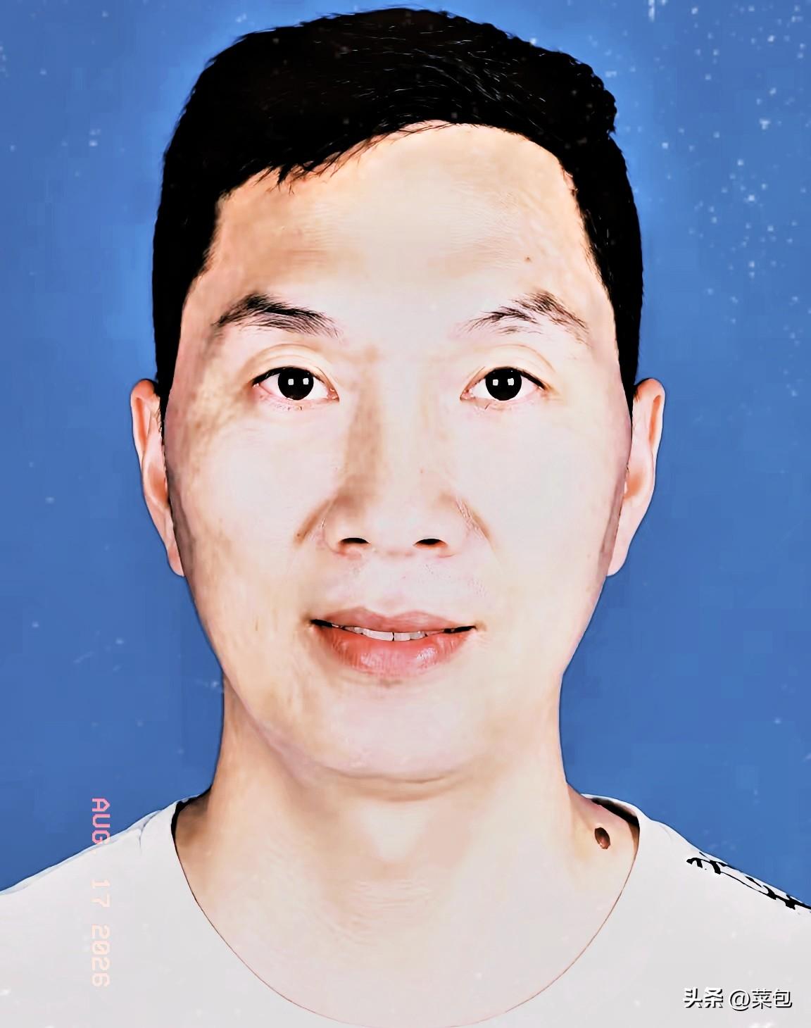 一个开了两年网约车的退伍特种兵，在2米多深的洪水里来回游了十几分钟，救完5个人后