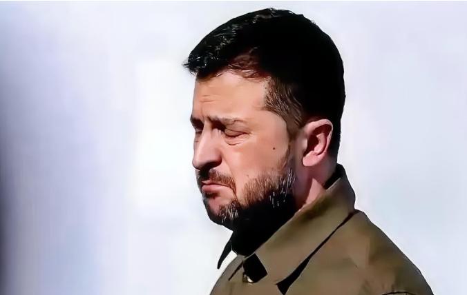 仗总算停火了，该算的账也都摆上台面了。土地划给了俄罗斯，美元进了美国口袋，最苦的