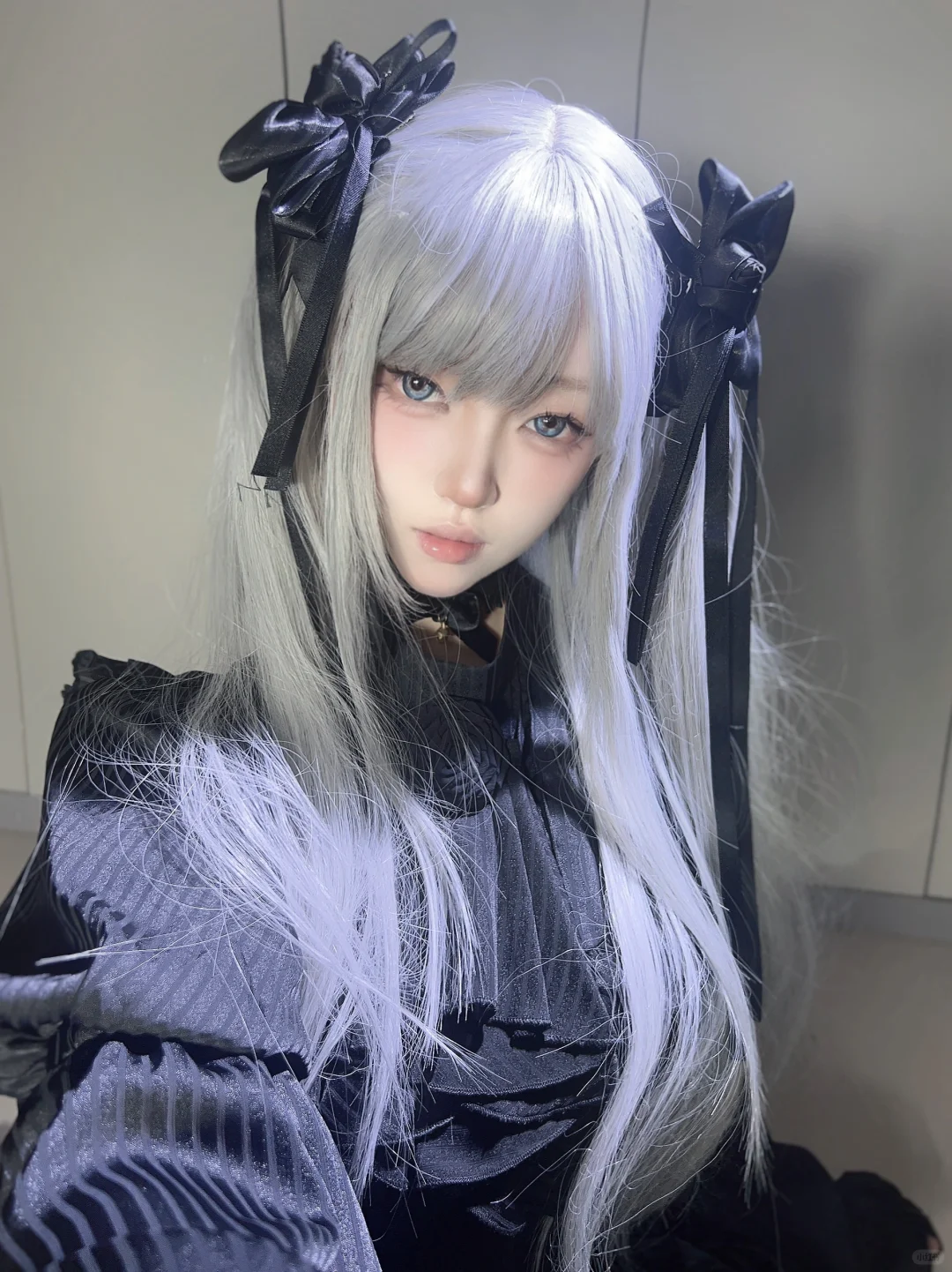 有一整个雨季住进我的眼睛里