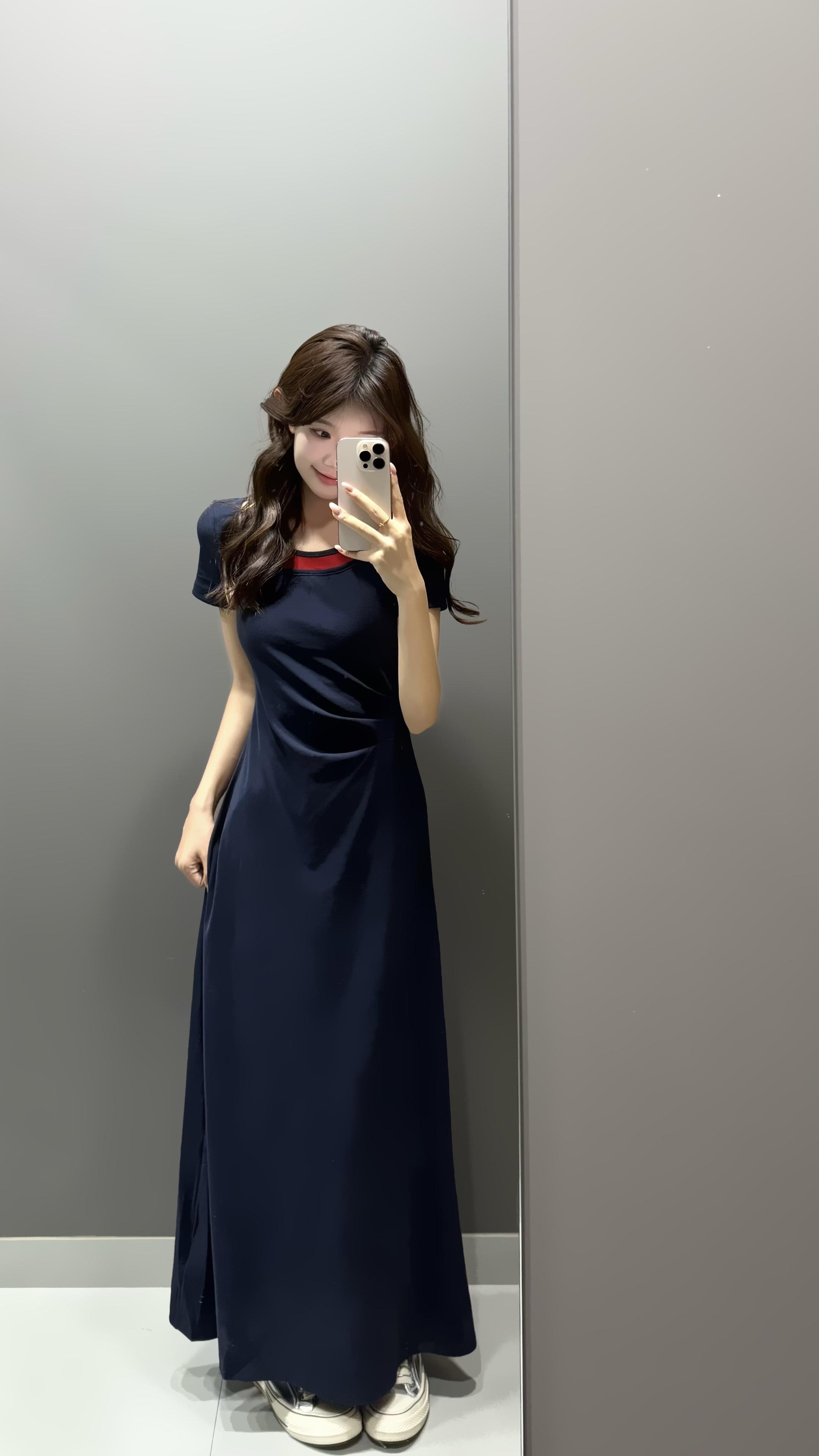 这世界从来不缺漂亮的女孩子 也没有人会一直为你着迷 所以你要独立 经济...