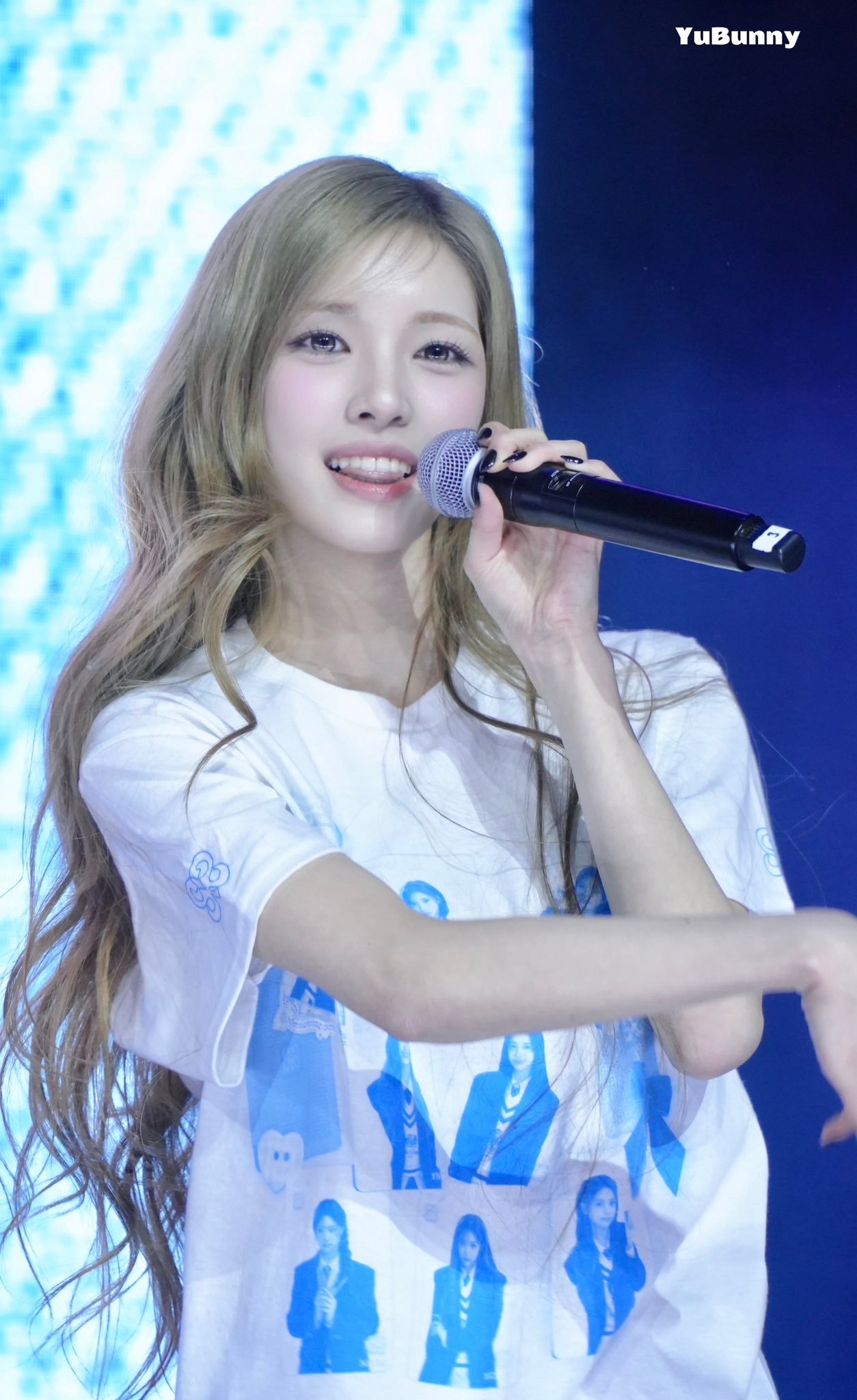 有个女孩让我好想念.