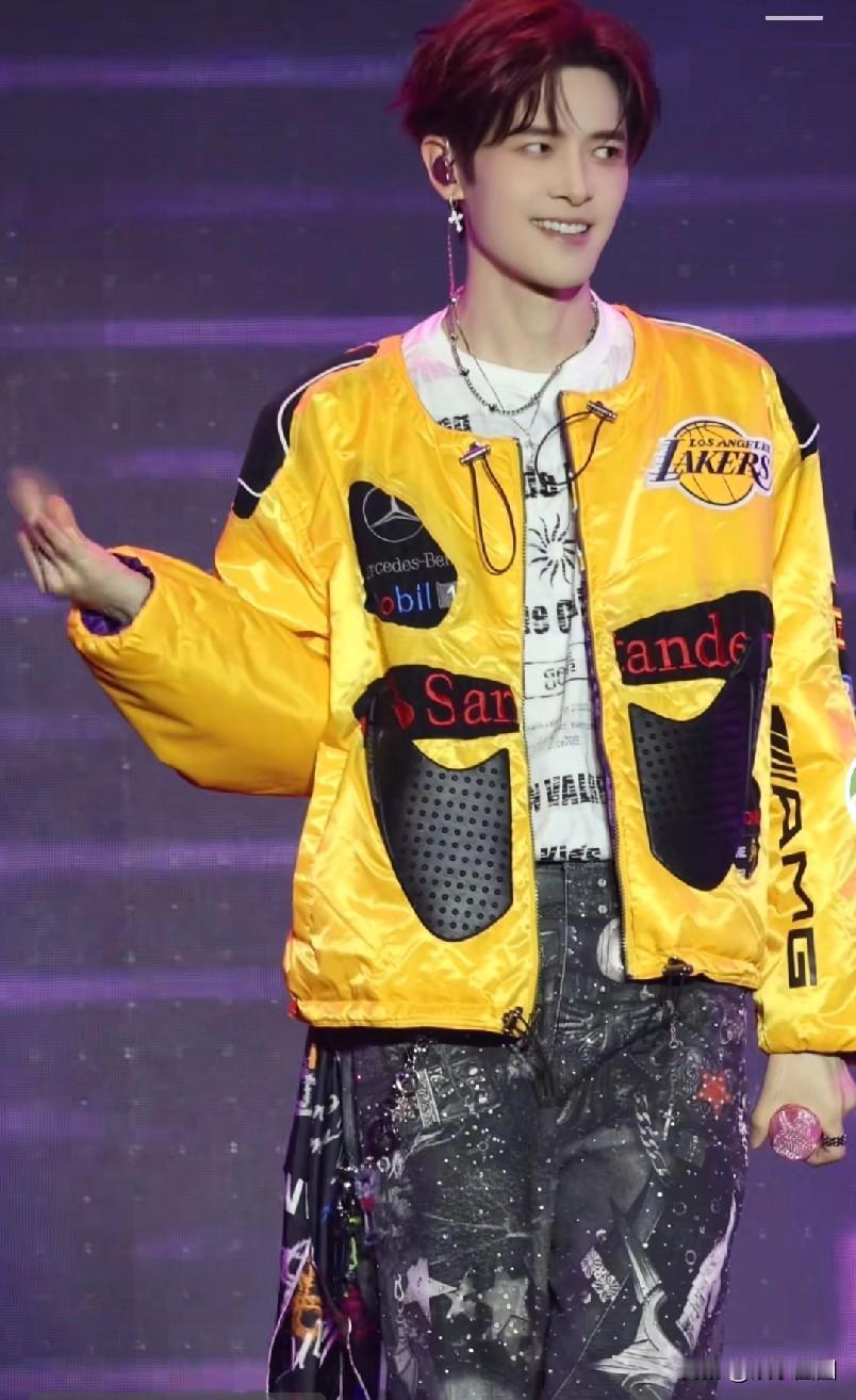 以前bobo组合时期
就难以分辨付辛博和井柏然谁更帅
如今他们都38岁了
发觉井