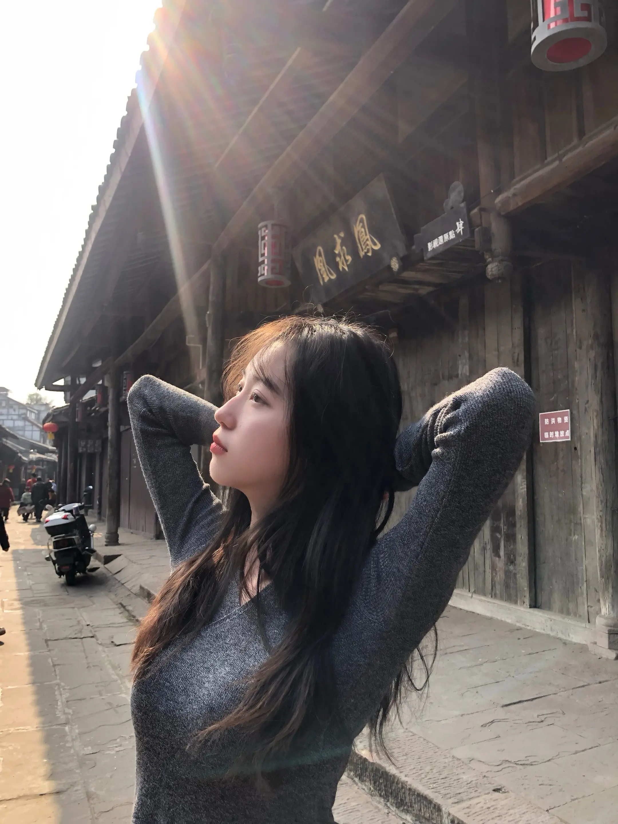 日子怎么可能跟谁过都一样