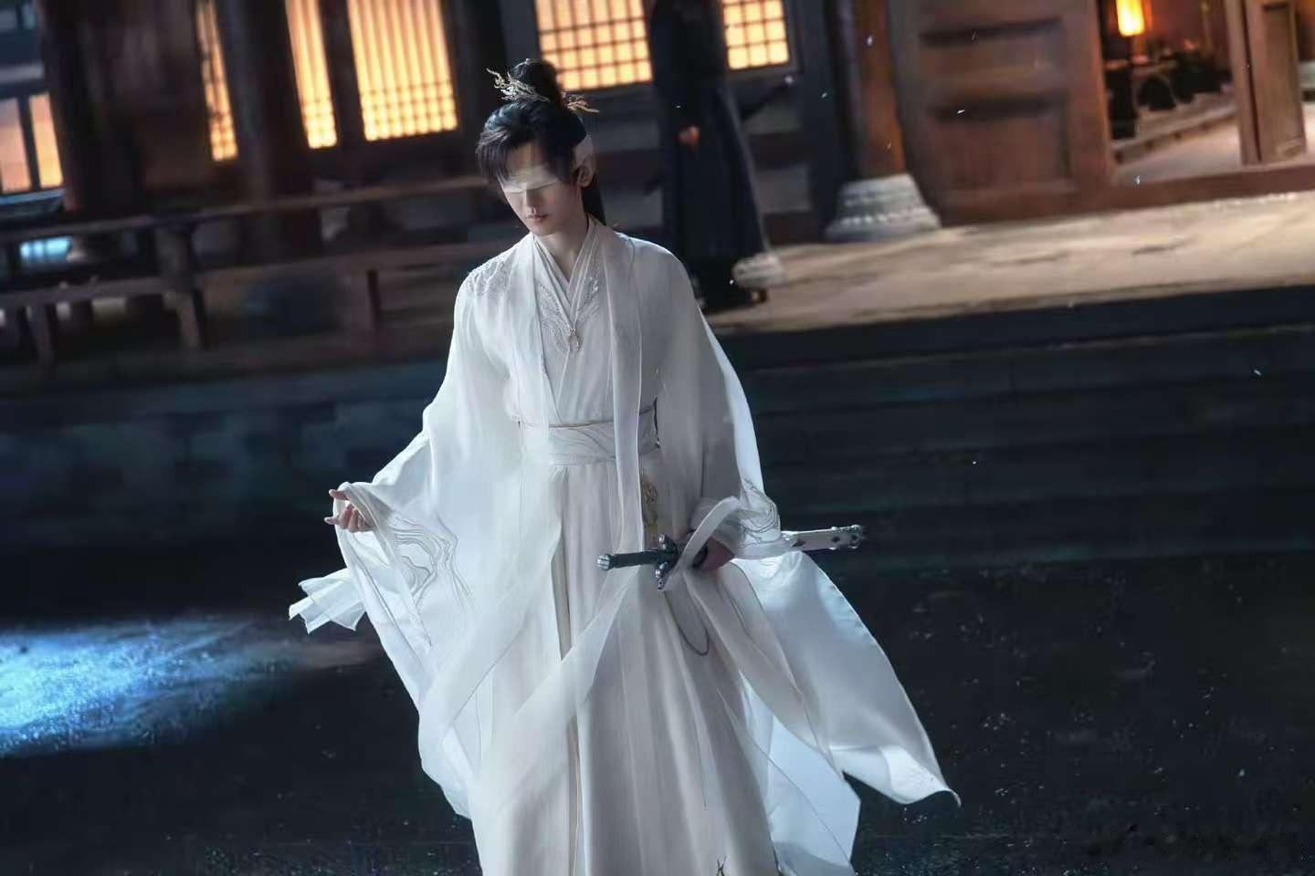 成毅富贵少爷蒙眼版短暂上线成毅富贵少爷蒙眼版成毅富贵少爷蒙眼版，短暂上线，真是太