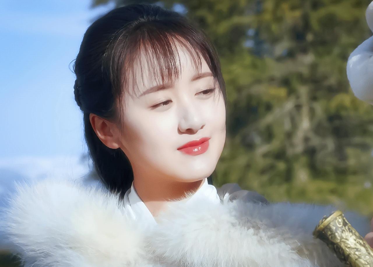 袁冰妍唯一一位能让我get到演技的内娱90花女演员，从演技，身段，气质都是为演戏