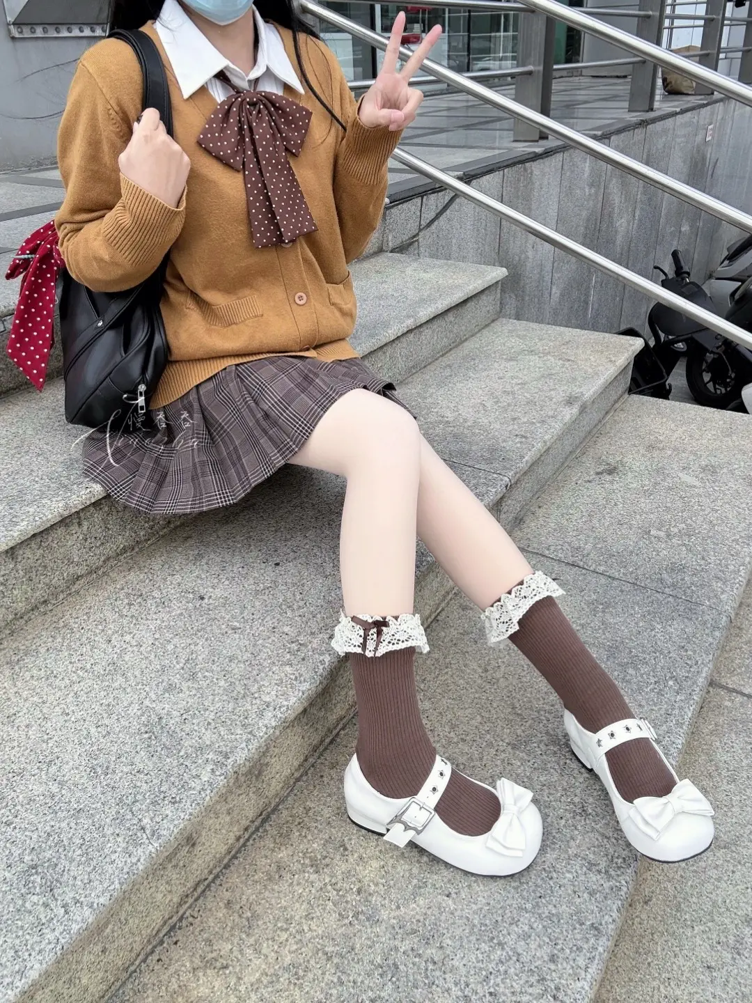 “想不出文案  暂时成为甜妹的烦恼”