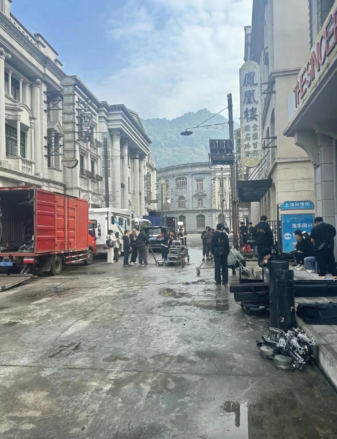 杨紫新剧玉兰花开君再来，一看质感就很震撼，爆剧女王的顶级制作，内娱目前最高水准。