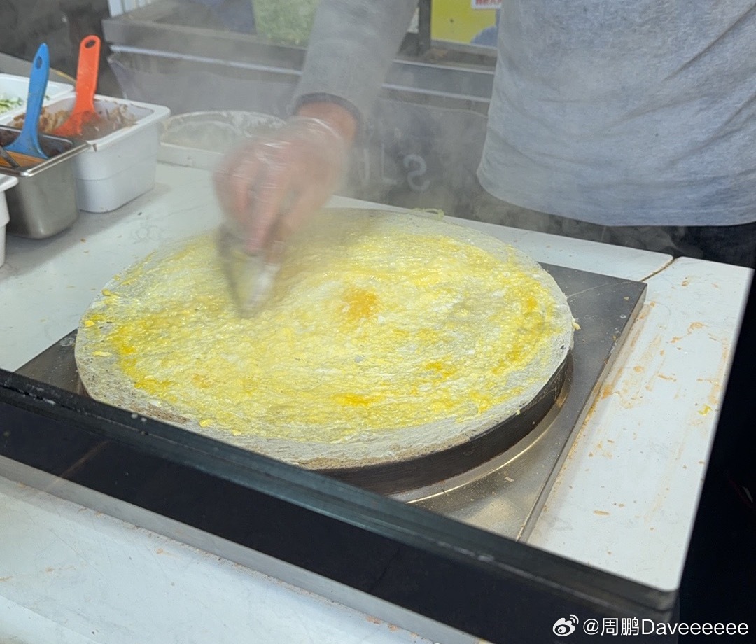 火箭先发：老杜申京阿门小谢我贾哥热火先发：阿德巴约希罗拉尔松米球冯泰奇奥这大煎饼