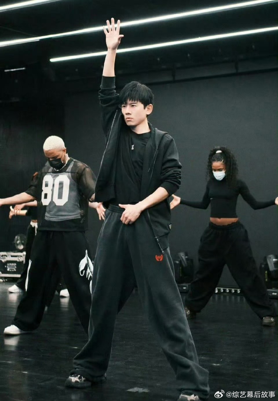 实力征服一切，宁静都为张杰演唱会打call🚀宁静说张杰神一样的存在宁静要看张杰