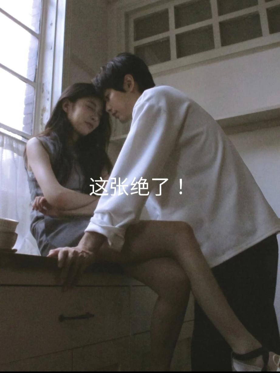 谈恋爱还有这个功效吗，给周叔拍成男大了
自从柳周CP官宣以后，两人的糖我是真的磕