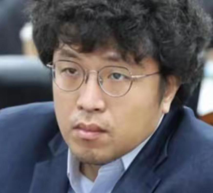 荒唐至极！台独分子全程穿防弹衣参选，抹黑大陆却拿不出半点证据

“台独”顽固分子
