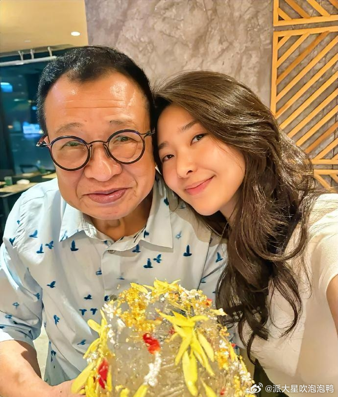 许绍雄作品《正义女神Themis》这是他走后留下没有上映的遗作。16日，《正义女