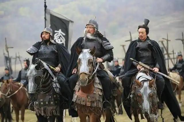 历史上廉颇为何会离开赵国？最终在楚国病逝，客死异乡

廉颇离开赵国这事，根子上是