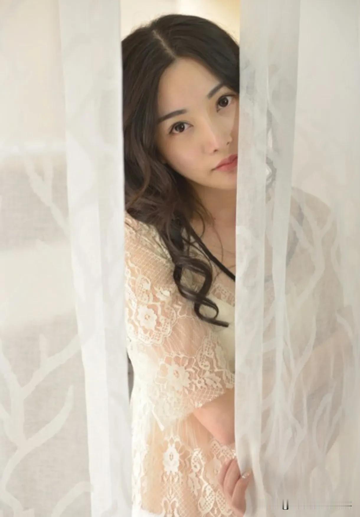 背叛婚姻的女人，值得去挽回吗？在婚姻中，信任是最为重要的基石。然而，当一方背叛了