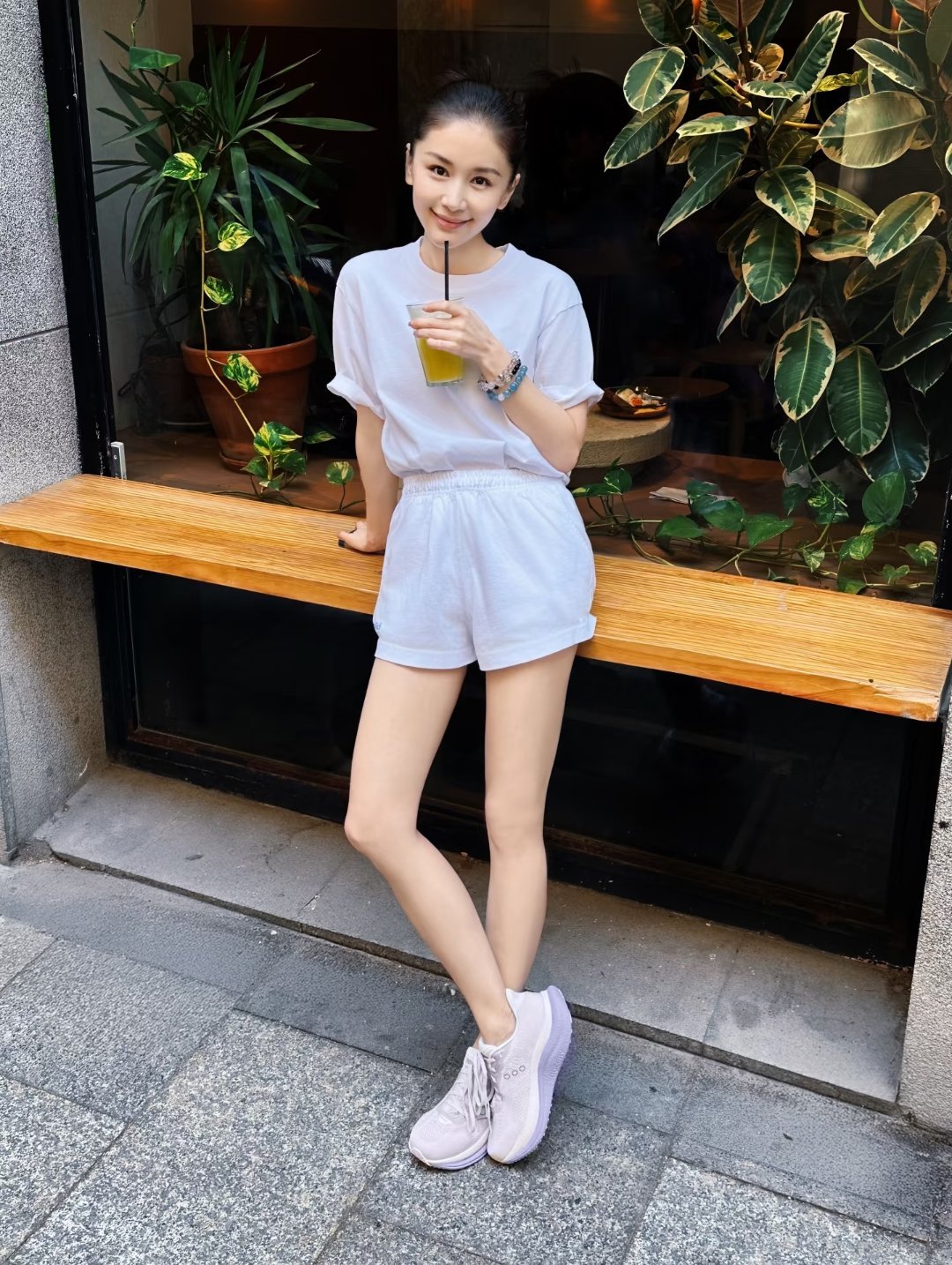 王子文的一组日常，太惬意了～“Lisbon🚃” 