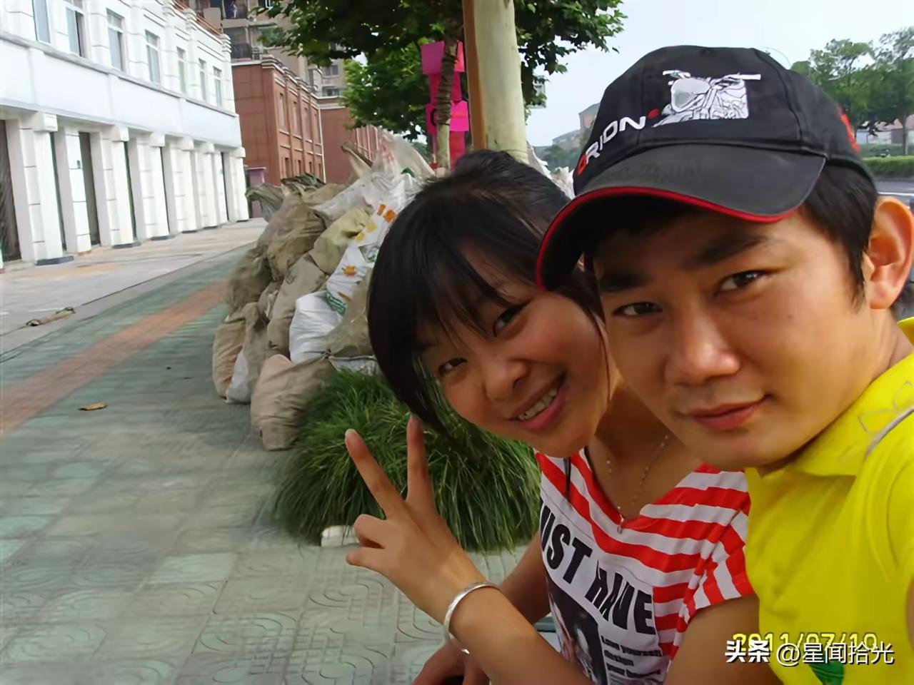 14岁那年，他和她蹲在湖南老家的田埂上分一根冰棍；25年后，他站在国产机车打破国