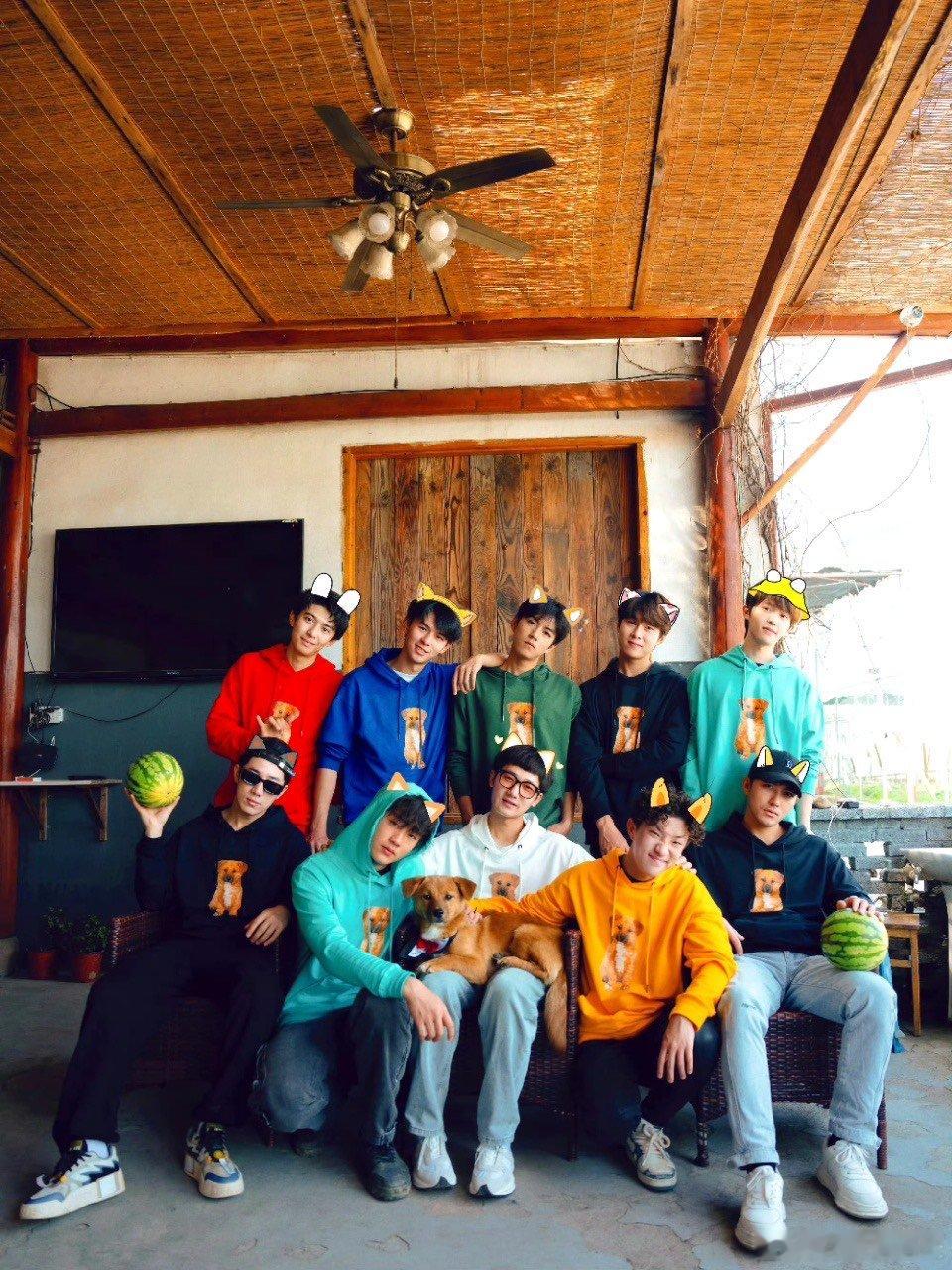 #十个勤天加盟横篮# 终于播了这期！比赛直播第一节看得我抓心挠肝 明天上线待我细