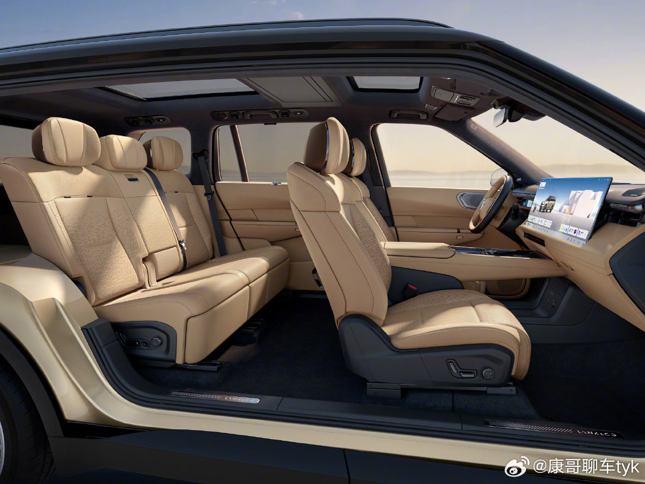 领克900大五座官宣亮相领克900推大五座版，车长5240mm，轴距3160mm