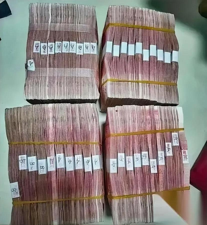 对门小两口太牛了

月入加起来6500

四年攒了20万！

我之前总纳闷，他俩