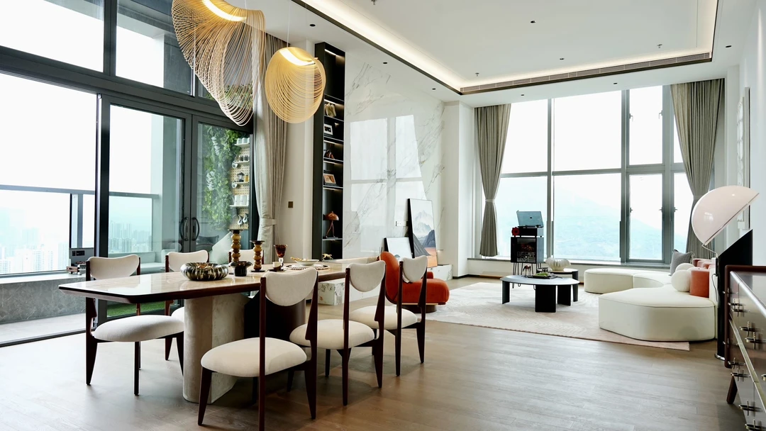 深圳的豪宅238平的大平层880万！