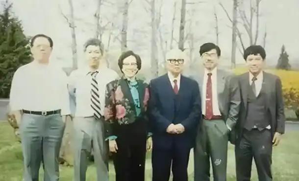 1992年，84岁大特务毛森，在病重之际抓住儿子的手说：“我有一个憋了四十多年的