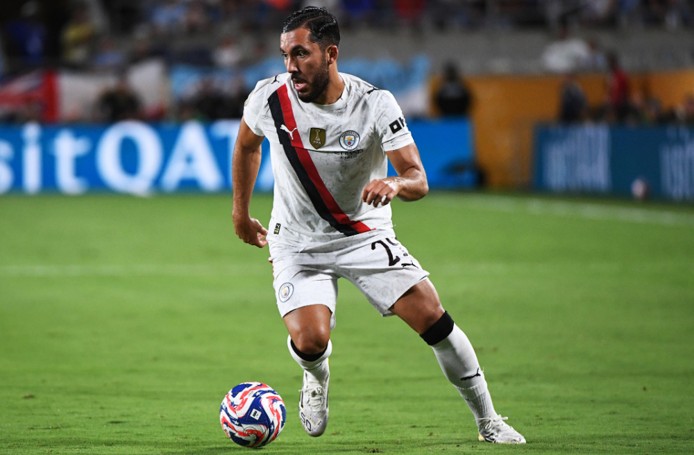 法媒：为老东家加油助威，谢尔基现场观战里昂VS尼斯2月16日讯 据Footmer