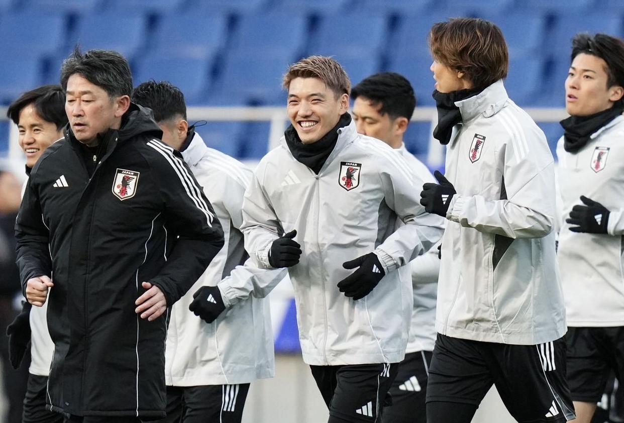 日本名单有25人旅欧球员！总共才28人！国足真的要跟上节奏加速留洋了！其实如果欧