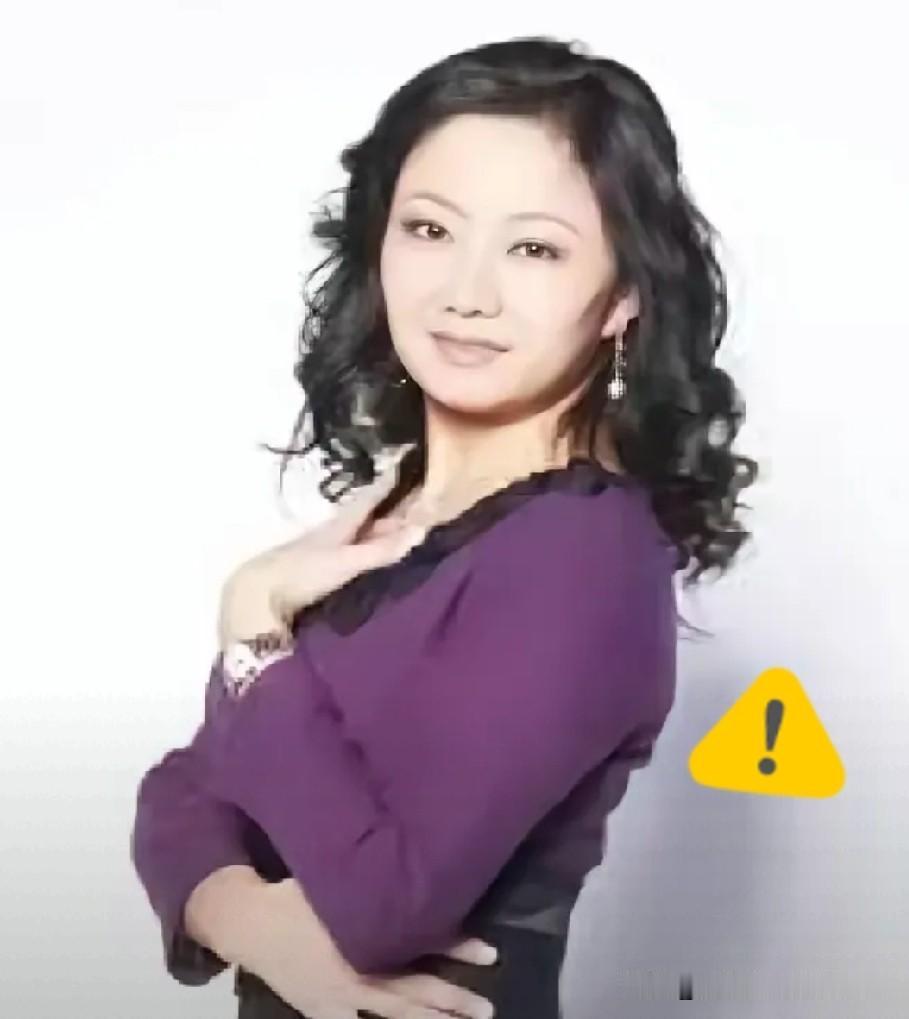 山西这宋利，长得是真不赖，往那一站，不少老爷们儿眼神都直了，连那些腰缠万贯的老财