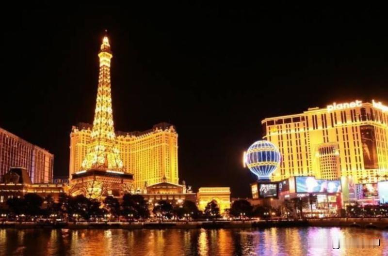 你想问的应该是拉斯维加斯（Las Vegas），常被误写为“拉维斯加斯”。
 