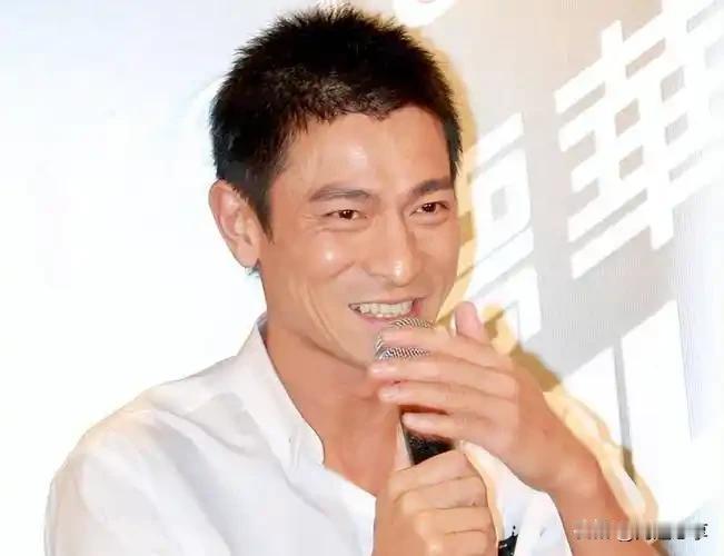 年龄只是数字，心态才是内核。焦虑可以有，但不能成为困住自己的枷锁。