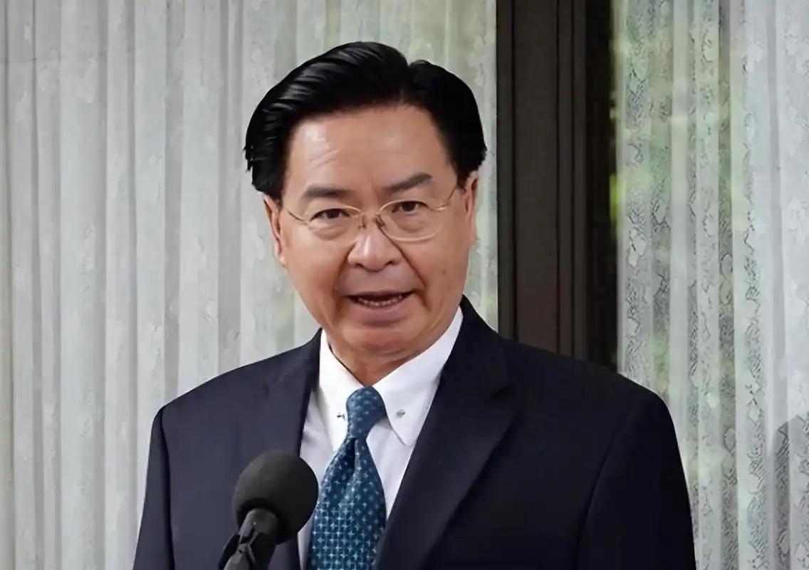就在刚刚，

台“安全会议秘书长”吴钊燮发表声明，

10月20日，台湾地区“安