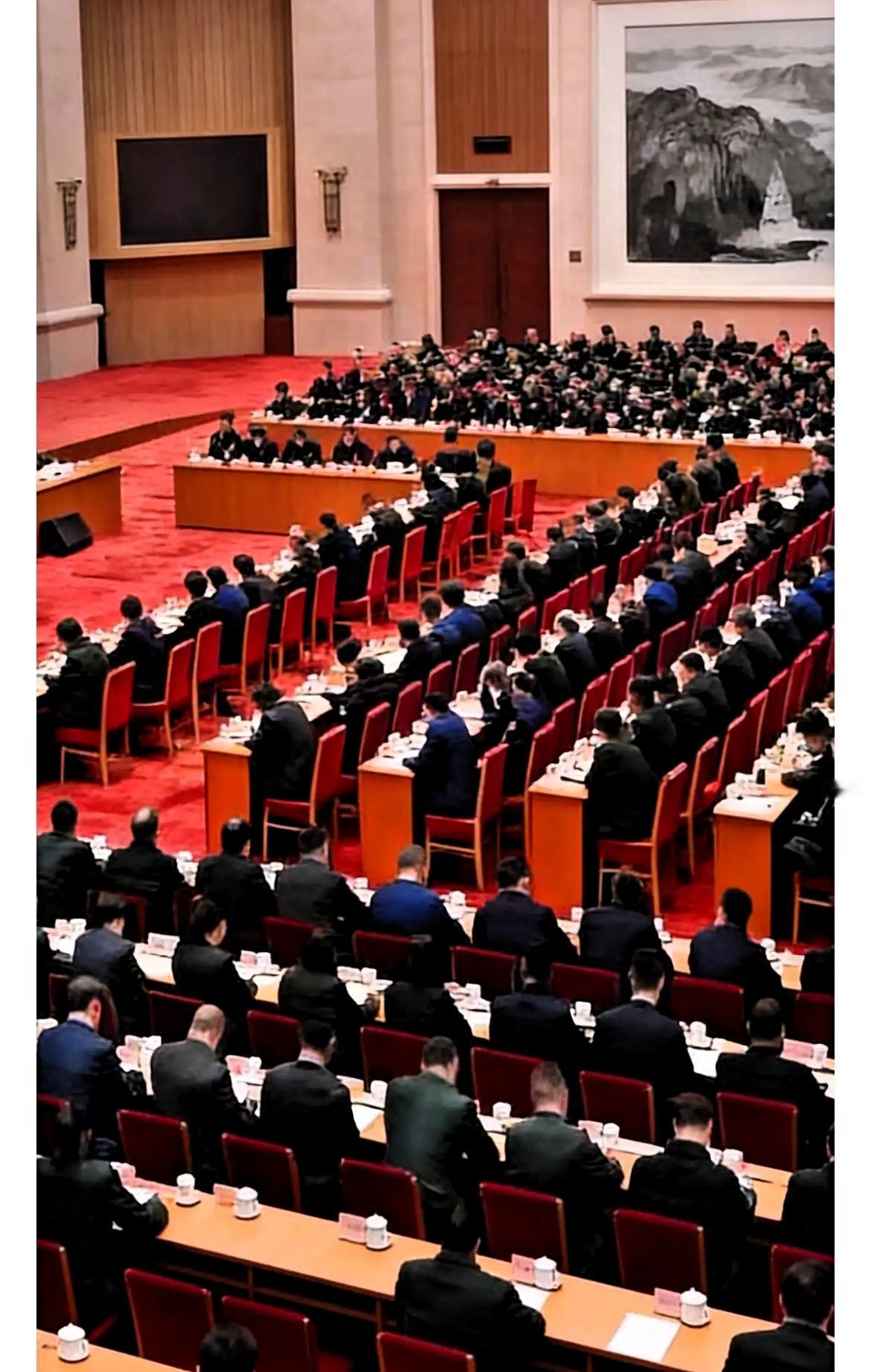 4月8号国防大学
那个全军高干培训班的动静
透着股让人倒吸凉气的肃杀！

“思想