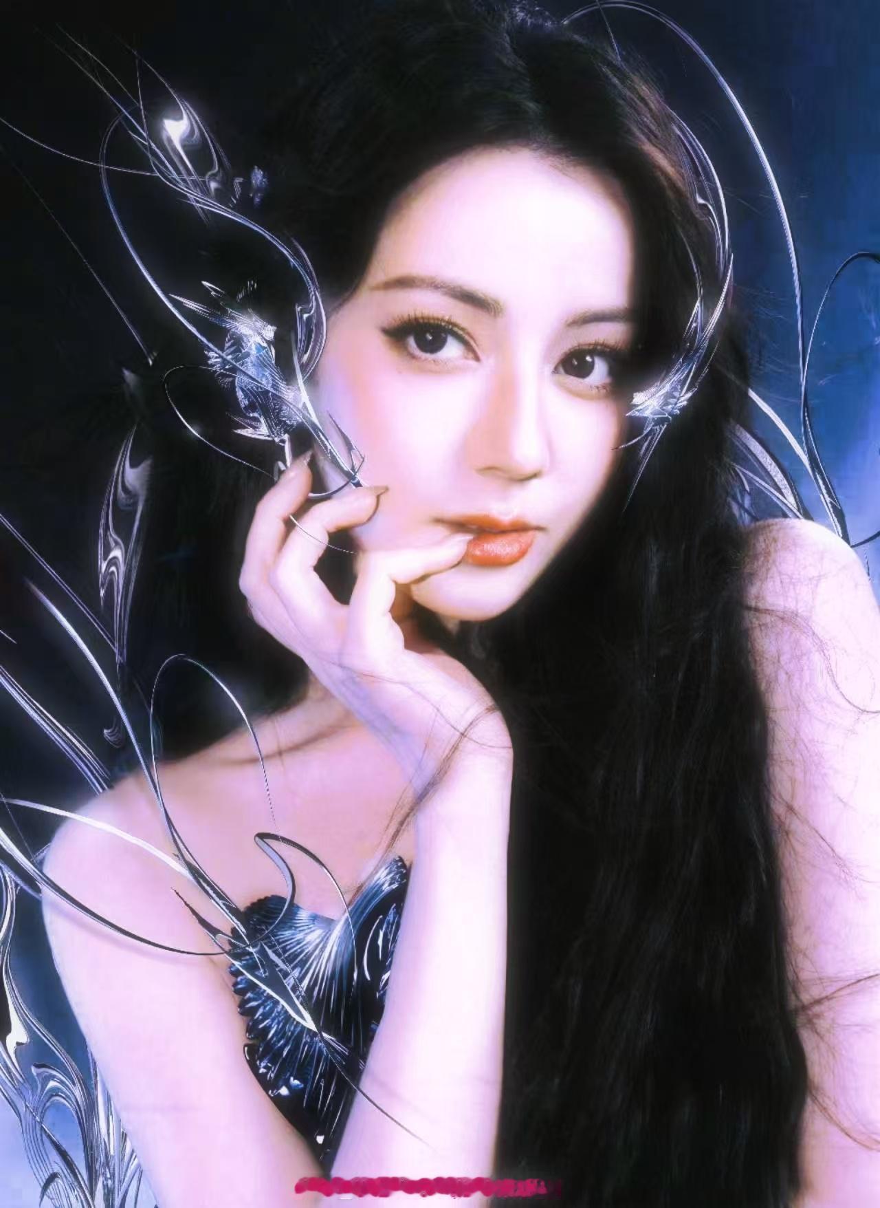 迪丽热巴[超话]迪丽热巴益起来 dlrb每日一善每跌倒一次，每磕绊一次，人生就深