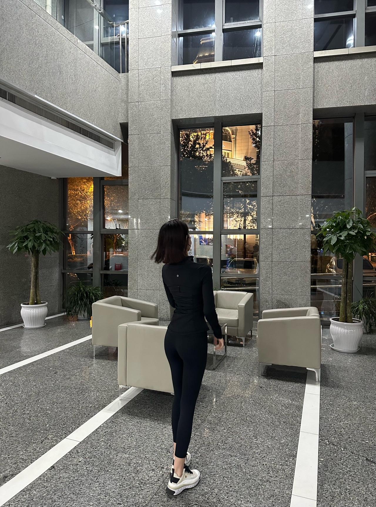 每天都在狂吃的路上会呼吸的hellokitty 又比你女朋友帅了